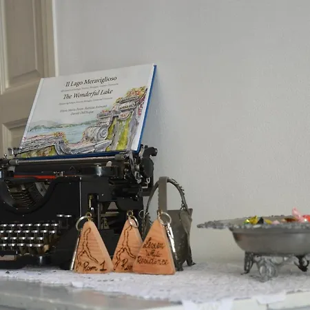 Apartmán White - Jacuzzi, Swimming Pool & View