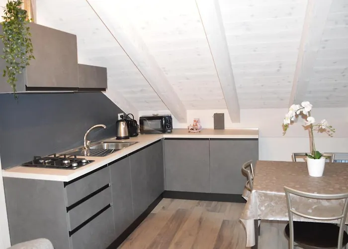 White - Jacuzzi, Swimming Pool & View