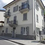 Apartmán White - Jacuzzi, Swimming Pool & View Lezzeno