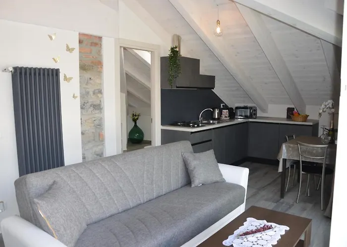 Apartment White - Jacuzzi, Swimming Pool & View Lezzeno