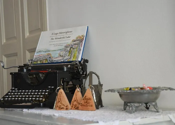 Apartment White - Jacuzzi, Swimming Pool & View